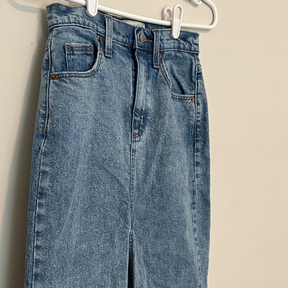 Universal Thread High-Rise Light Wash Denim Skirt